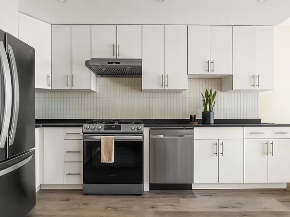 849 Madison Street image 3 of 8