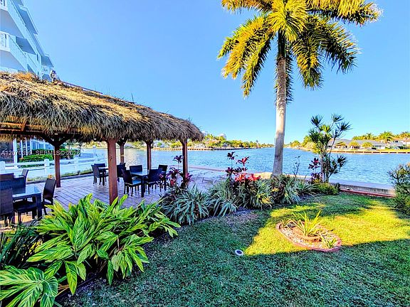 3rd image of 3177 S Ocean Dr APT 125