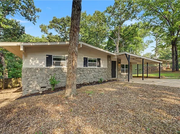 4 Evesham Ln, Bella Vista, AR 72714
