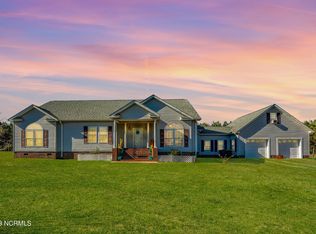 960 Old Lennon Rd SE, Bolivia, NC 28422