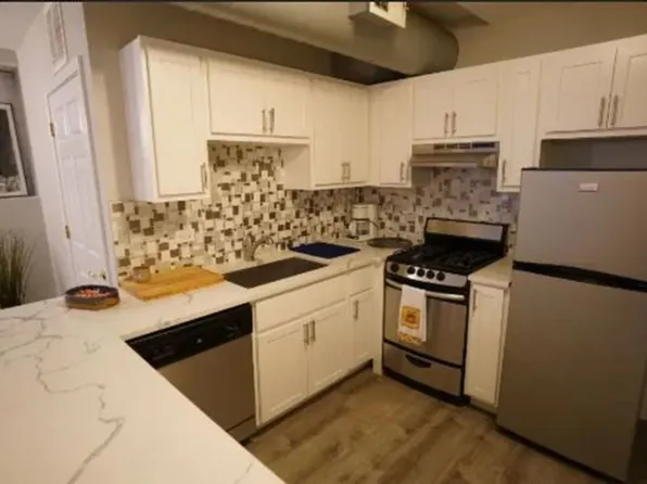 Beautiful Large Studio in the Heart of Wicker Park, 2153 W Potomac Ave, Chicago, IL 60622