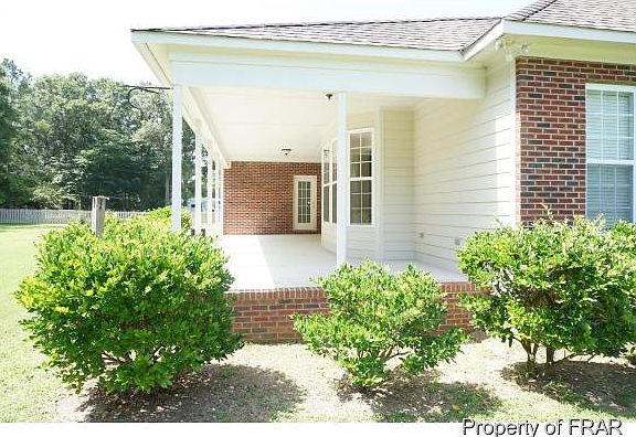 Plenty of room to entertain