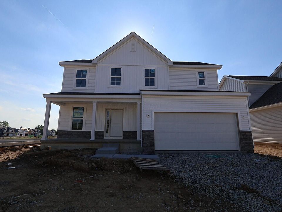 1st image of 793 Hilton Dr
