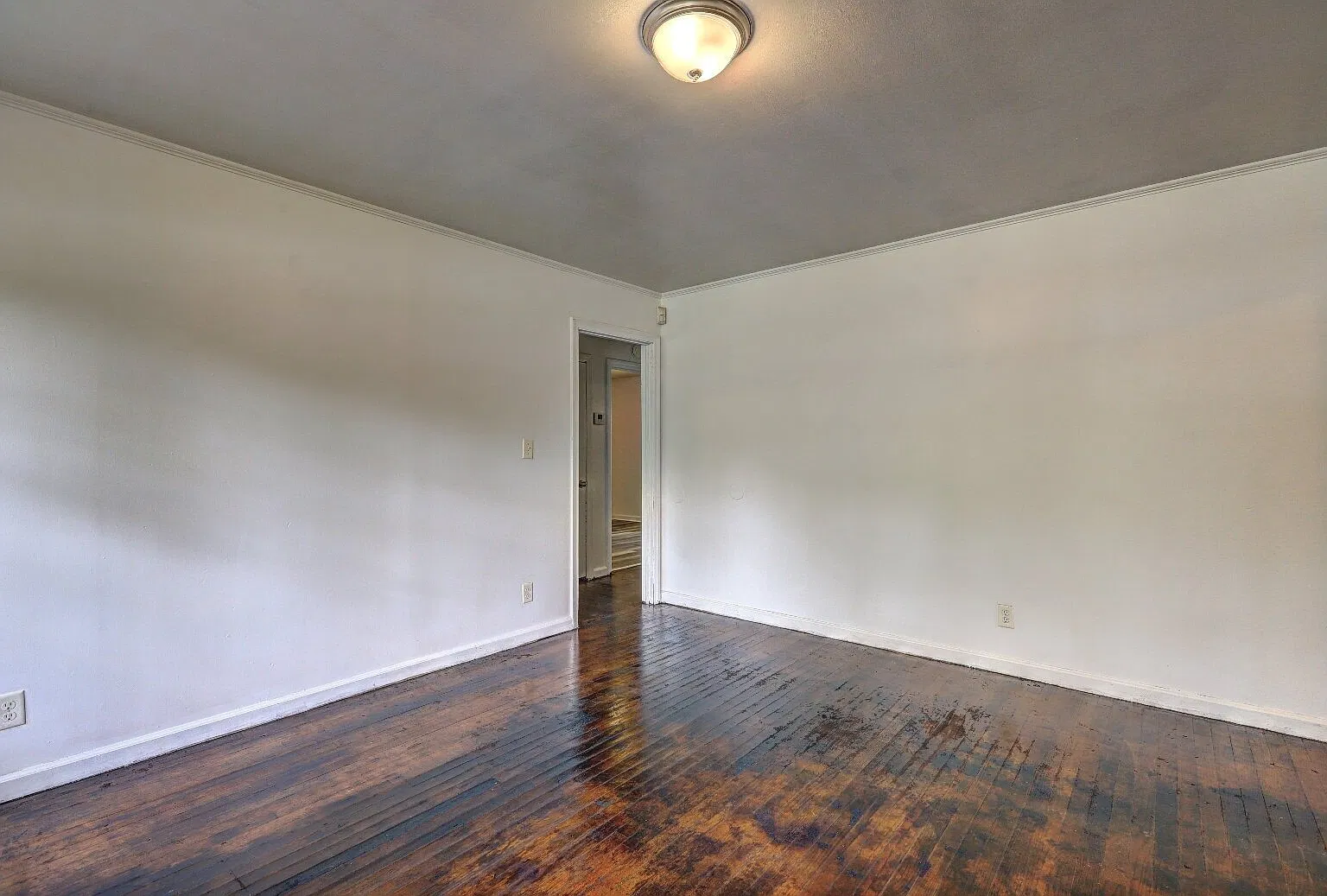 2634 Tredway Dr. - 23A — Photo 2