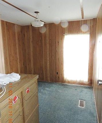 3rd image of 999 Meadowbrook Ave