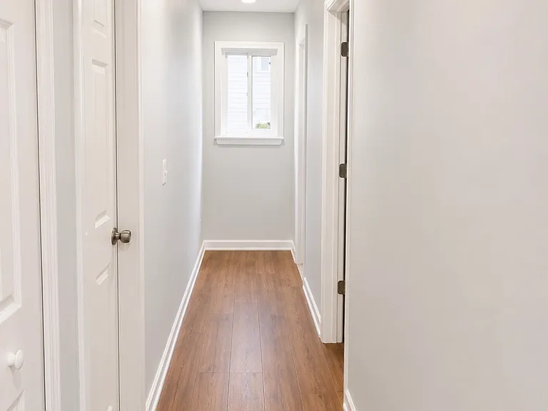 211 Hacker St — Photo 15