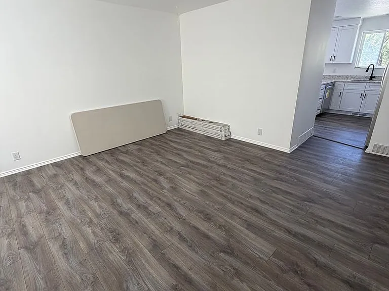 3924 W Dunkeld St — Photo 2
