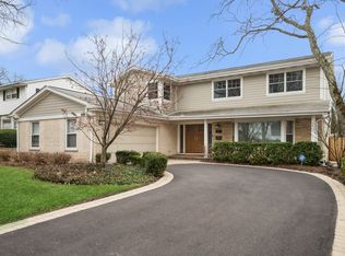 2431 Cardinal Ln, Wilmette, IL 60091