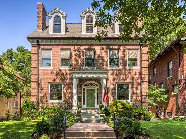 6255 Pershing Ave, Saint Louis, MO 63130
