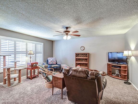 5th image of 9426 N 110th Ave
