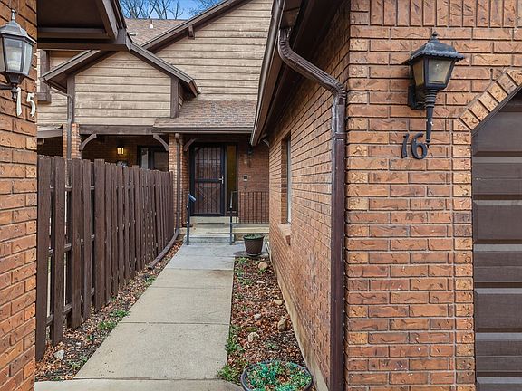 4th image of 1120 E Canyon Rd S #16