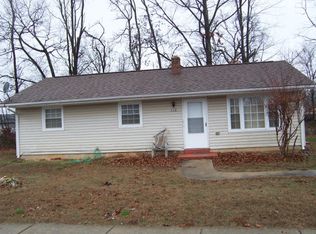 113 Northside Dr, Gretna, VA 24557