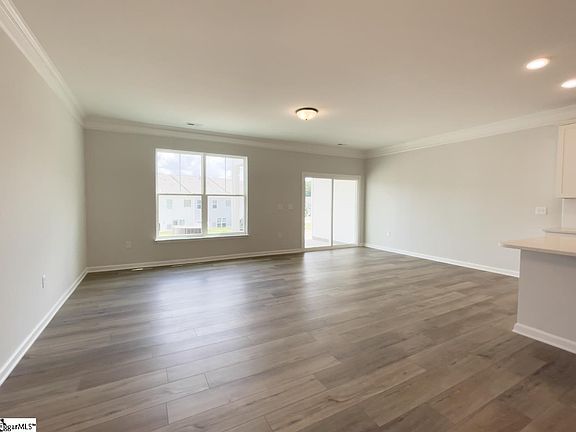 4th image of 404 Wallen Ct