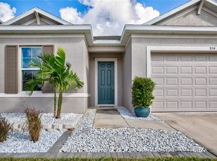 974 Grand Hilltop Dr, Apopka, FL 32703