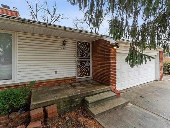 2nd image of 17567 Bonstelle Ave