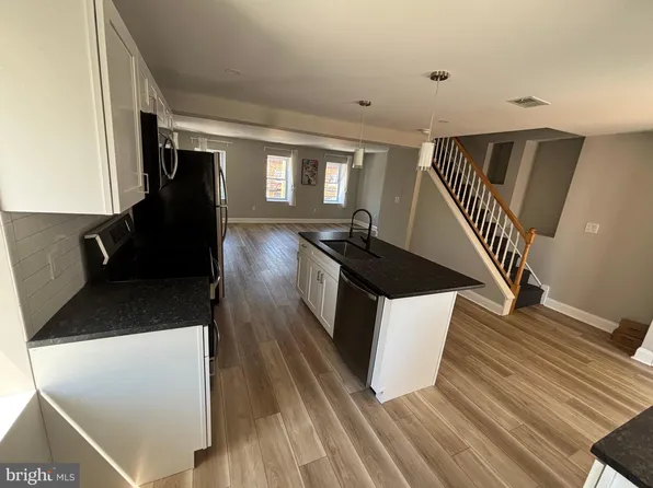 5543 Ridge Ave Floor 2, Philadelphia, PA 19128