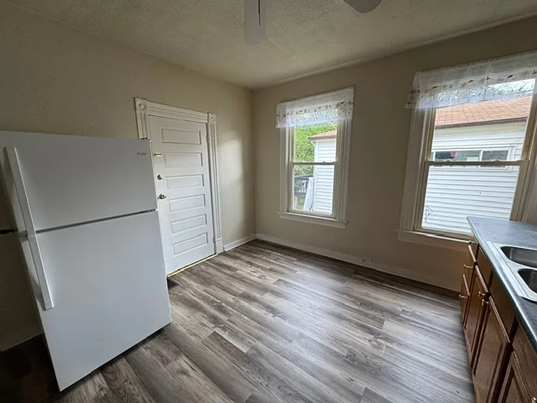 2825 Triangle Pl — Photo 8