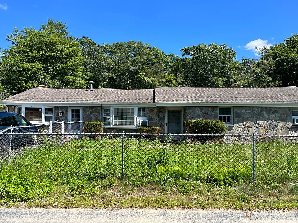 36 Robert St, Westport, MA 02790 Zillow