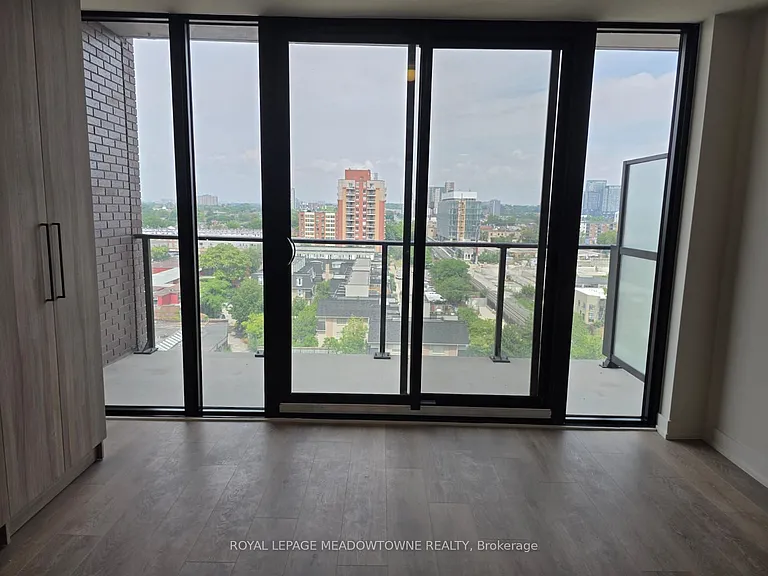 181 Sterling Rd N #1014 — Photo 5