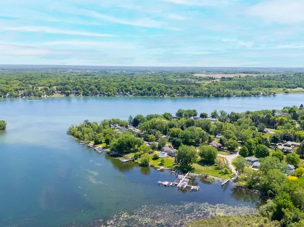 4003 Margolis DRIVE, West Bend, WI 53095