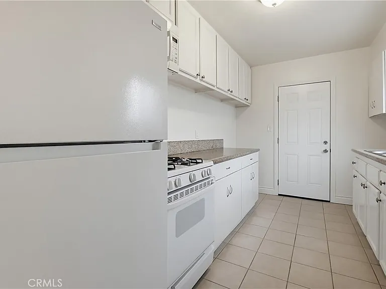 312 Raymondale Dr — Photo 8
