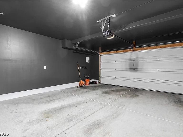 6136 Lily Garden St — Photo 31