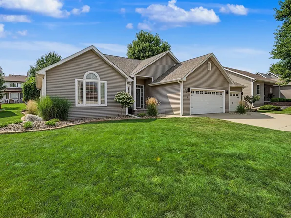 1015 W 16th St S, Newton, IA 50208