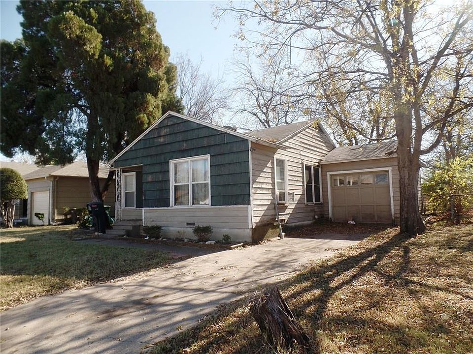 2nd image of 1028 Vicki Ln