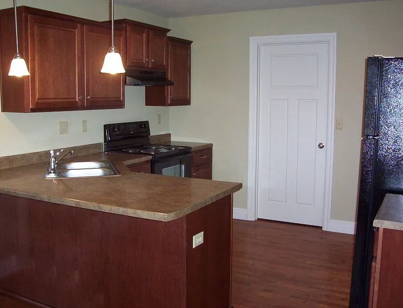 Beautiful 4 bedroom house in Battlefield! — Photo 2