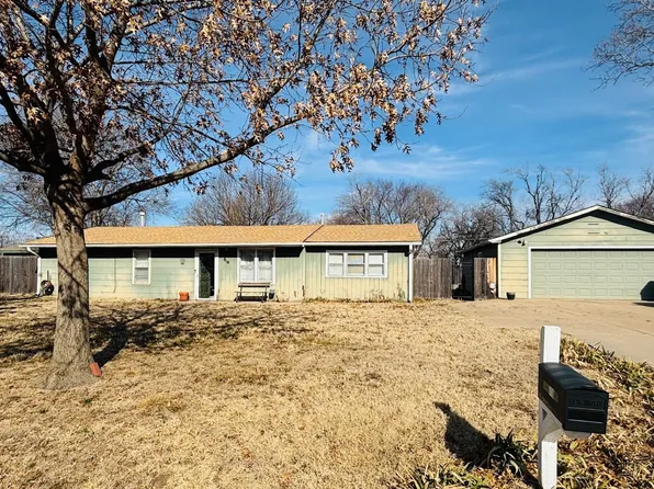 818 W 51st St S, Wichita, KS 67217