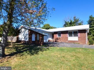 341 Santa Maria Ave, Colonial Beach, VA 22443