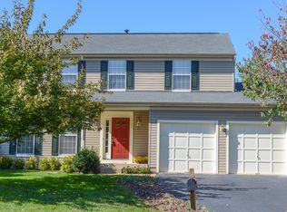 20687 Mandalay Ct, Ashburn, VA 20147