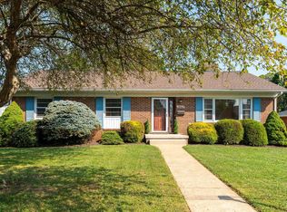 1849 N Talbott Pl, Waynesboro, VA 22980