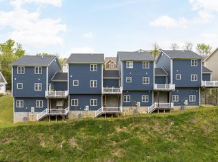 336 Villa View Dr, Morgantown, WV 26505