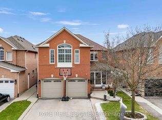 33 Southbend Dr, Brampton, ON L7A 1K5