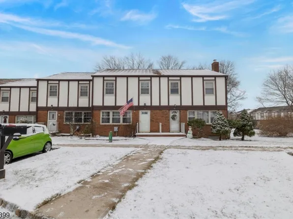 72 Stratford Dr, Mount Olive Twp., NJ 07828