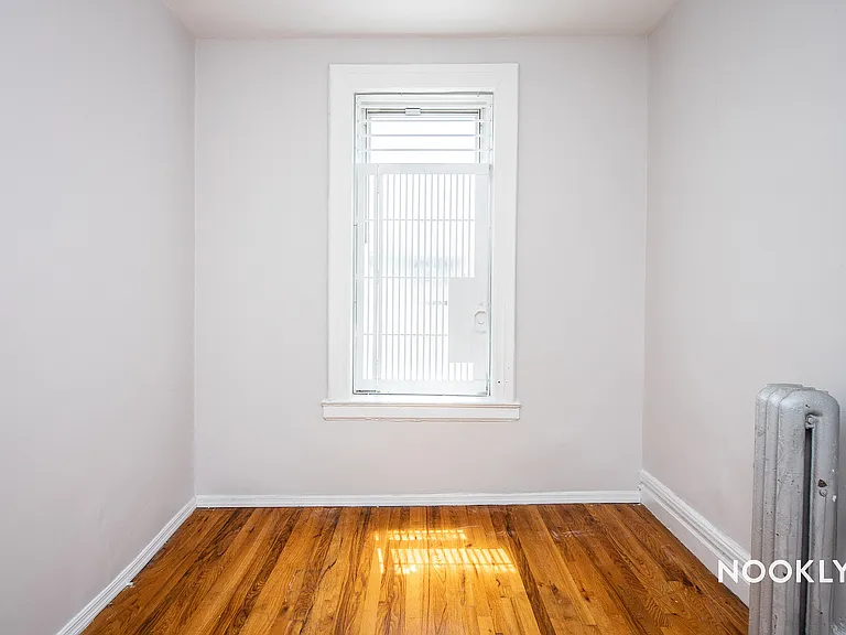 784 Saint Johns Pl #4R — Photo 6