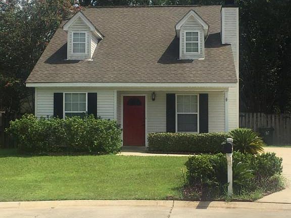 3rd image of 4610 Laurelwood Dr