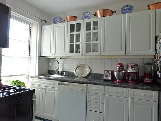 Sold by Keller Williams Realty Landmark II | media 22