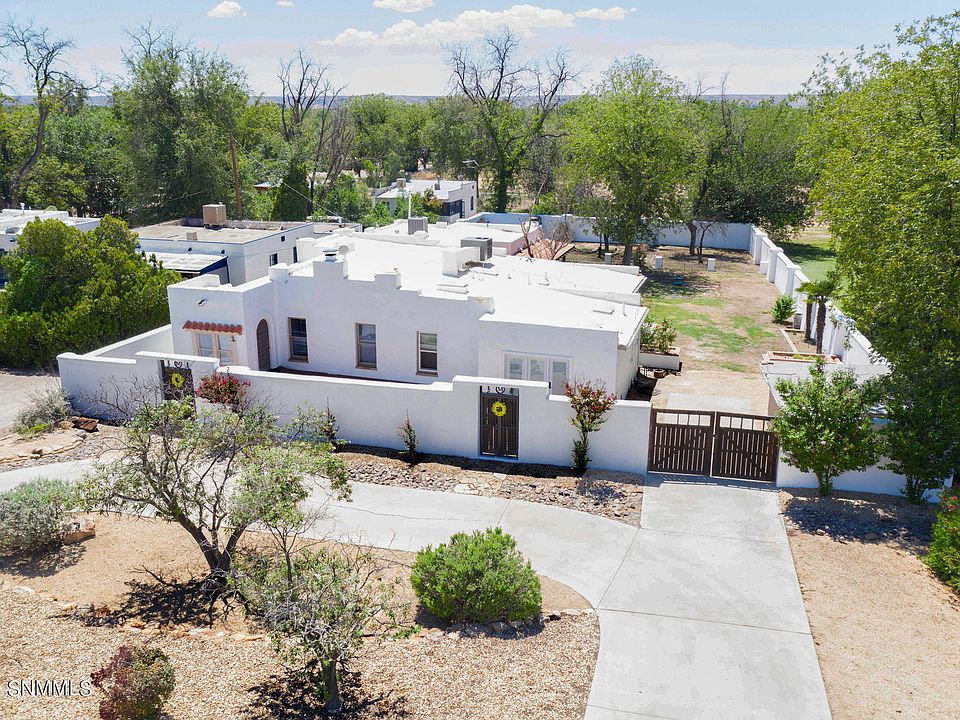1st image of 1224 Calle De El Paso
