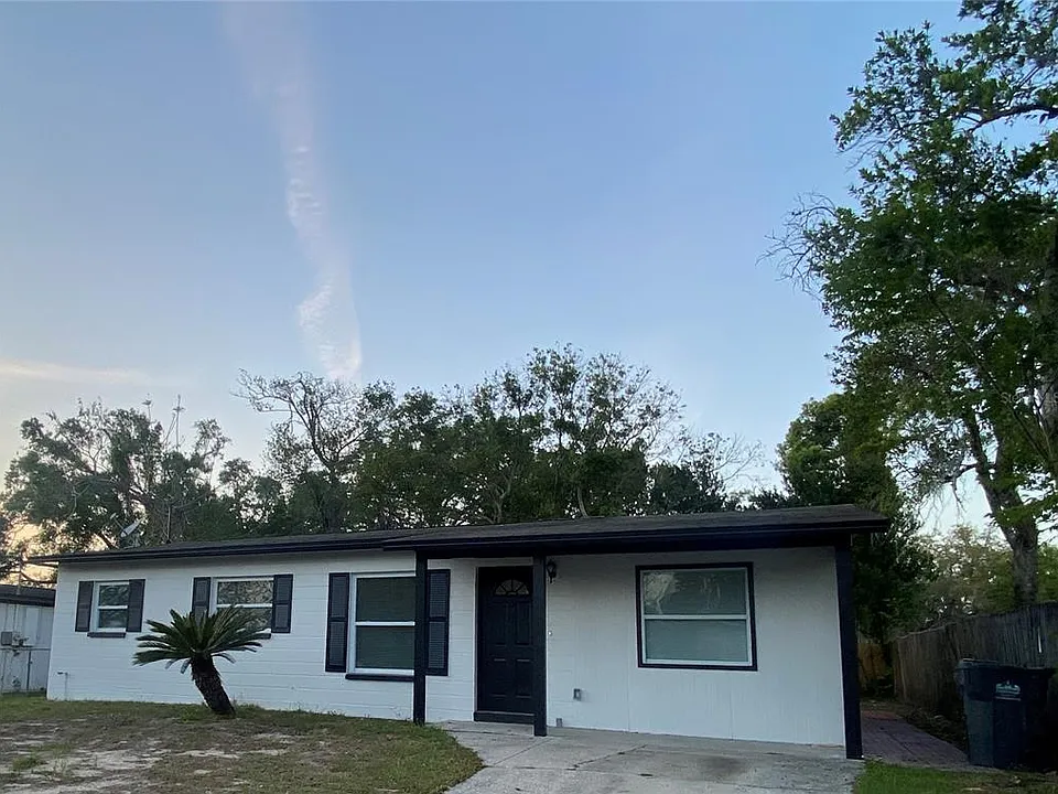7020 Baywood Dr