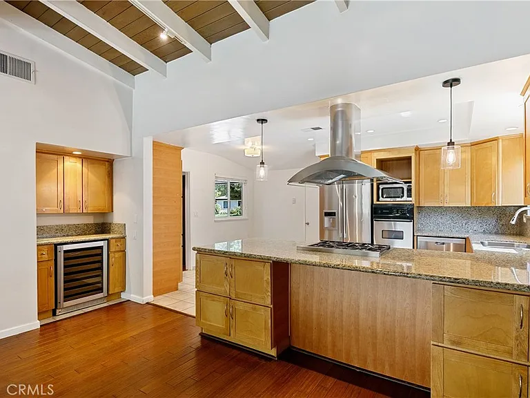 22951 Austin St — Photo 21
