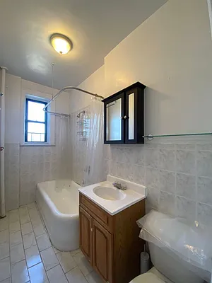 Rented by Oxford Property Group | media 24