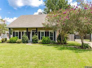 27546 Tall Oaks Dr, Walker, LA 70785
