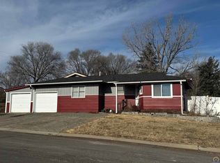507 E 8th St, Alma, KS 66401