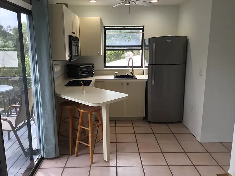 5255 Winding Way — Photo 9