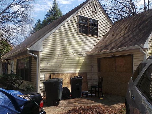 4th image of 9507 New Orchard Dr