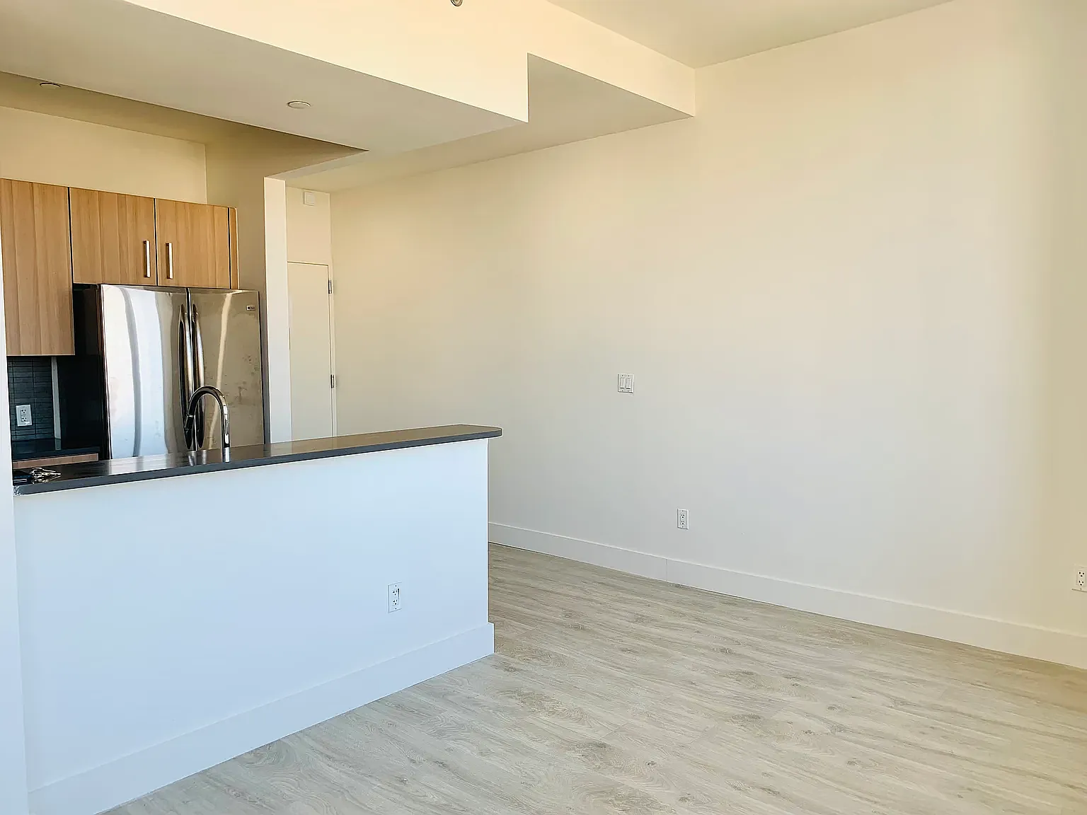 229 West 60th Street — Photo 2