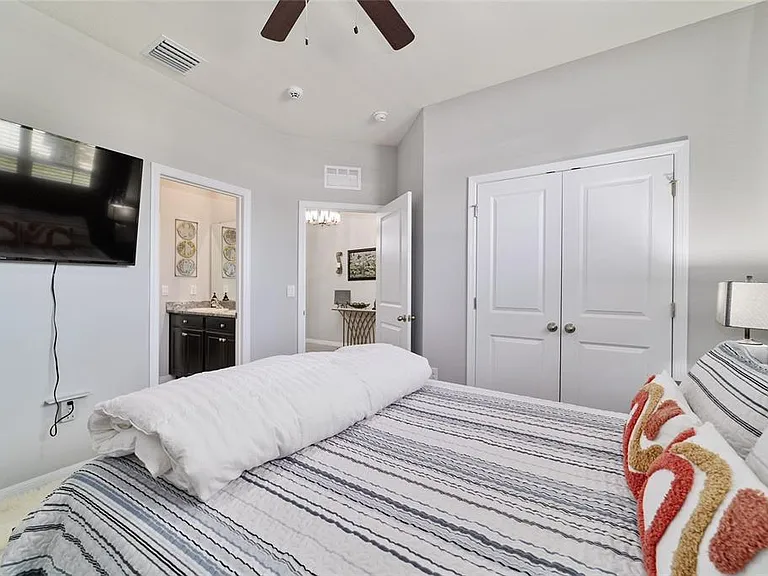 8521 SW 59th Ter — Photo 58