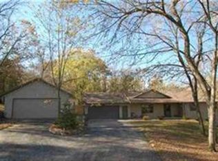 N2137 Lake Dr, Lodi, WI 53555